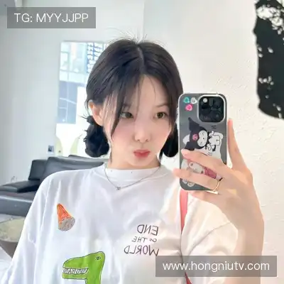 侯跃雯